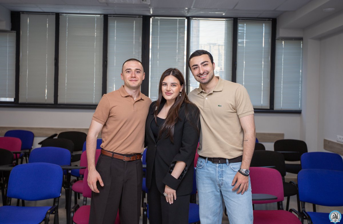 YSMUofficial's tweet photo. 🩺The “Doctor’s Path” project, launched about 5 years ago at the initiative of the YSMU Career Development Center, continues its successful journey.
🗂️ In the new academic year, it is planned to conduct the project also in Russian and English.
🔗 https://t.co/Y4gyLiGVXJ https://t.co/38LdpVKOfq