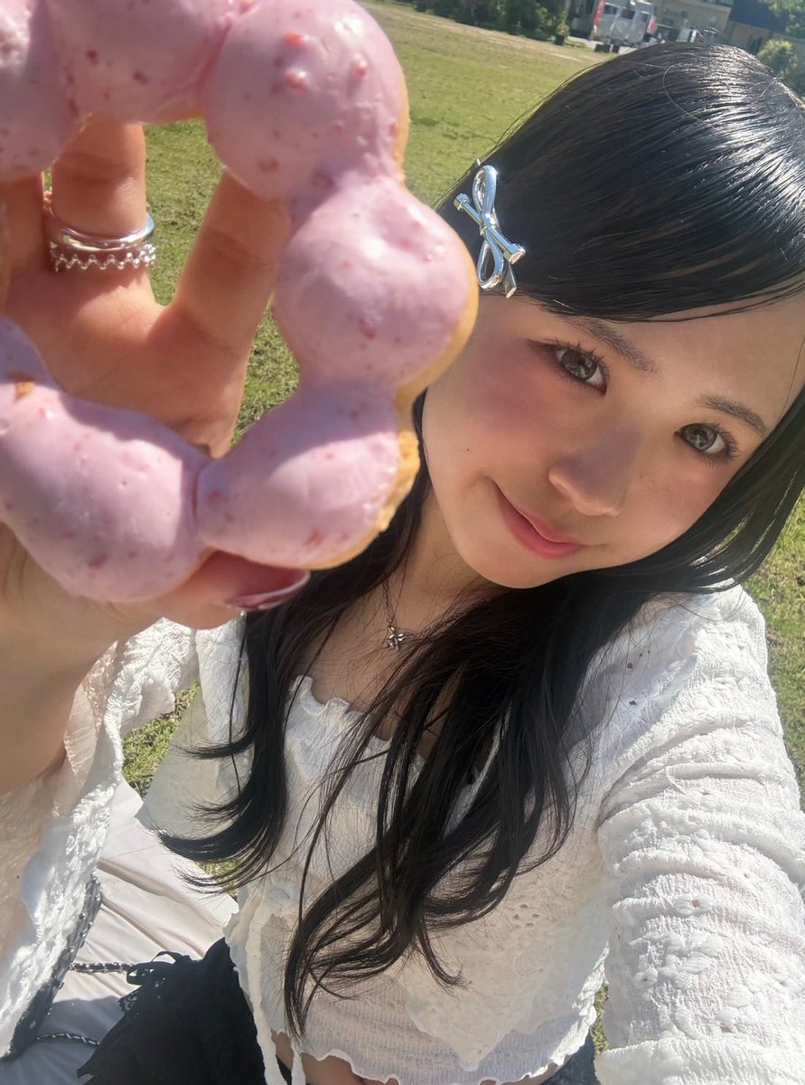 25erisa25's tweet photo. 女子高生ミスコンの3次審査がスタートしました🙌🏻🙌🏻

この投稿のリポストと引用の数が多いとセミファイナリストに選出されます❤️‍🔥

期間→8月16日21:59まで！

みなさんリポスト、引用からの応援お願いします😭🙏🏻 🎀

※モデルプレスのアカウントのフォローも忘れずに⚠️

 #女子高生ミスコン  #長崎 https://t.co/5Dr1mkMqVU