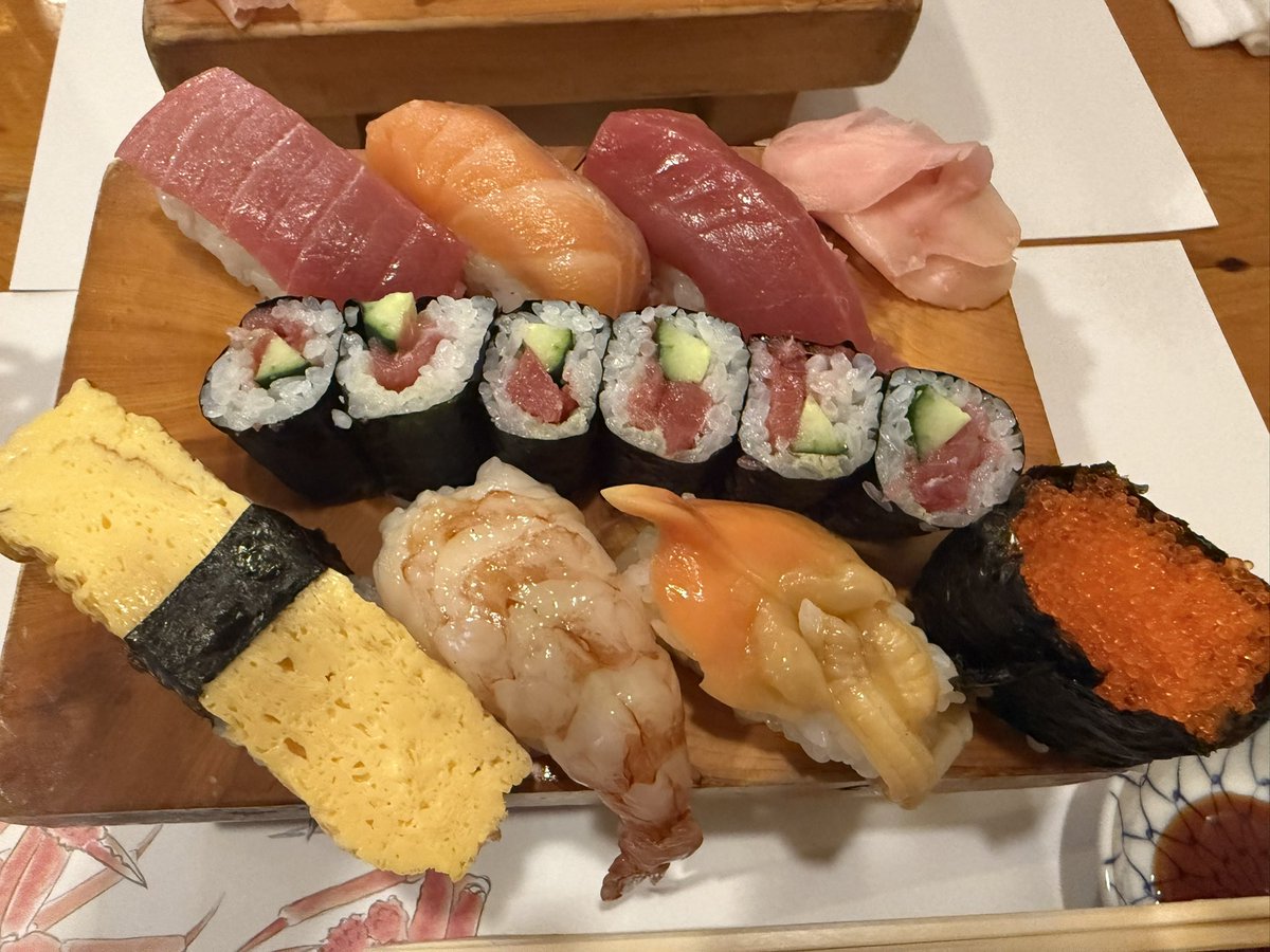 fullmetal_a's tweet photo. 職場の近くで気になってた寿司屋に同僚と行ってきた！美味かった！
仕事締めでございます https://t.co/b65MbIZ4F9