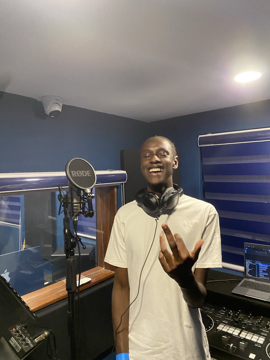 gorhimself's tweet photo. i recorded a song at homeboyz radio yesterday with my friends if you’re looking for a sign to keep going this is it https://t.co/6lbZdf0YRg