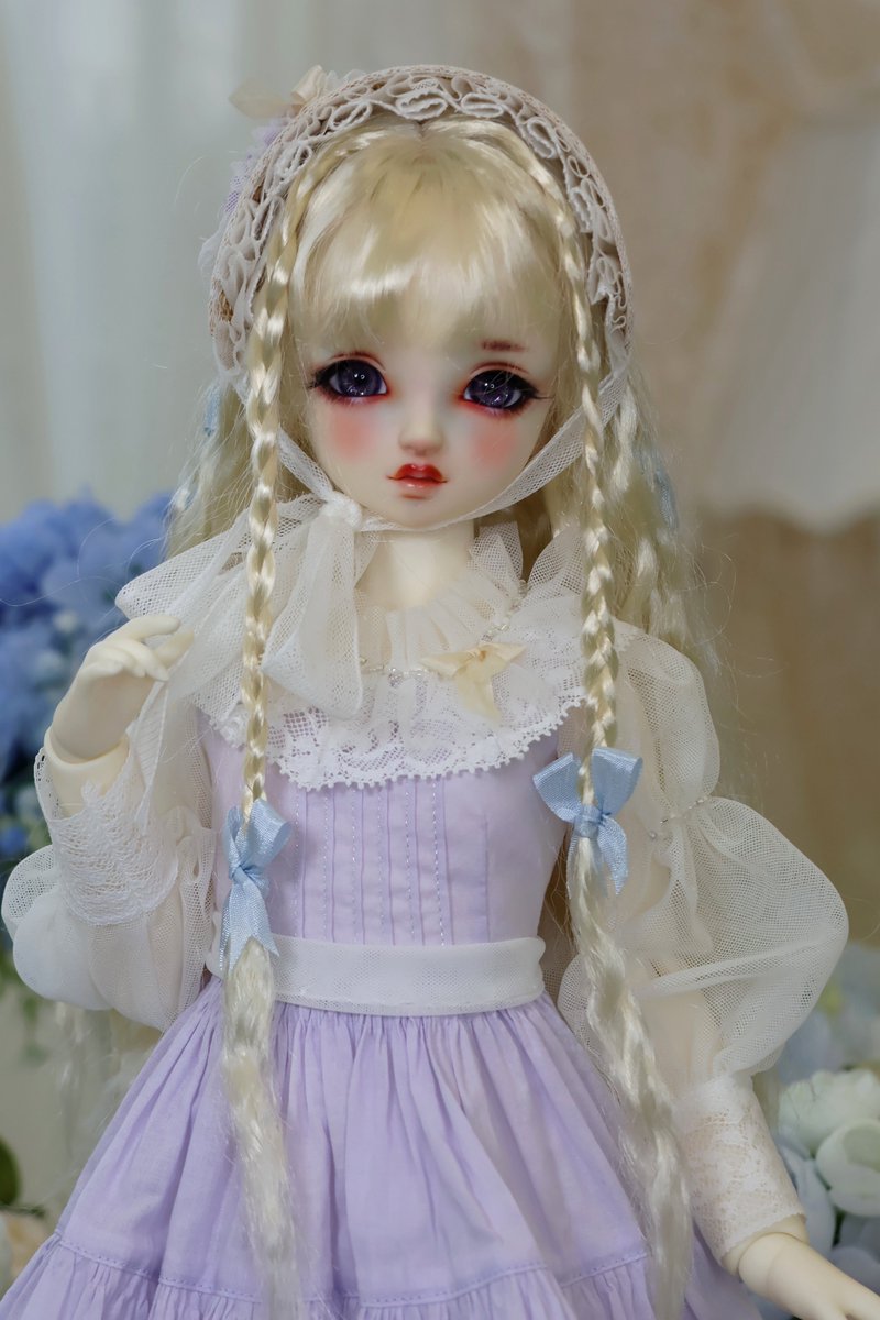 namanekodoll's tweet photo. この前のドルパでお迎えした #蝶々ノ森 様のお洋服✨
デザインもお色も可愛い🩷ふゆこさんのお洋服は本当にお上品で好きです🥰
スミレの砂糖菓子のお洋服ということで、まずは我が家のすみれちゃんに。
可憐😭💕
素敵なお洋服ありがとうございます😭 https://t.co/jWZxyFyUuX