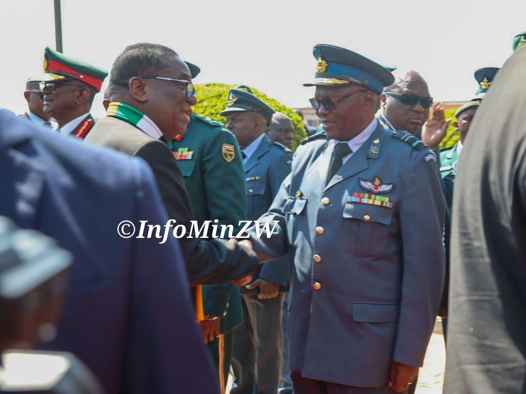 INFODESKK's tweet photo. His Excellency President Emmerson Mnangagwa has arrived at the Zimbabwe National Defence University, where he inspected the Quarter Guard.
#Education5.0 https://t.co/uCMT0IQpyQ