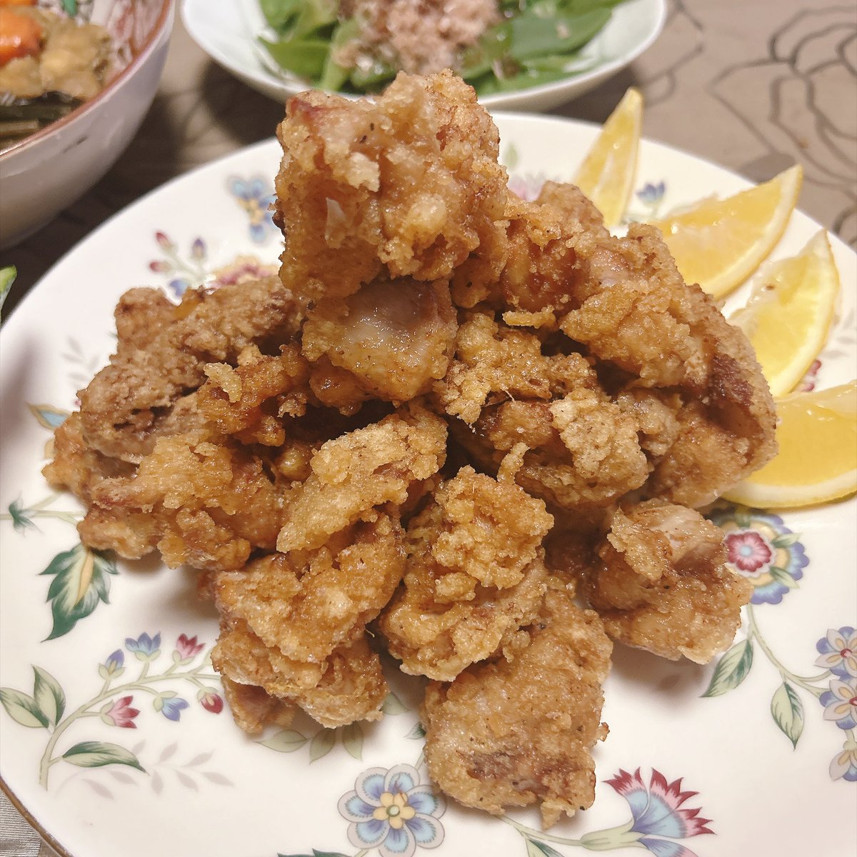 CgMaropurin's tweet photo. 今日の夕食🍽️2026.08.07
🌸唐揚げタワー🗼🍗
🌸わらびとお揚げさんの炊いたん
🌸ツナ掛け生野菜サラダ🥗
🌸モロッコインゲンのおひたし

⭐️本日もお疲れ様でした〜😻
華金なのに一日バタバタしてました😹
会社の仕事も医者も町会の仕事も不動産の仕事も全部終わりました。
週末はゆっくりします😆 https://t.co/xC2WS3U2Bd