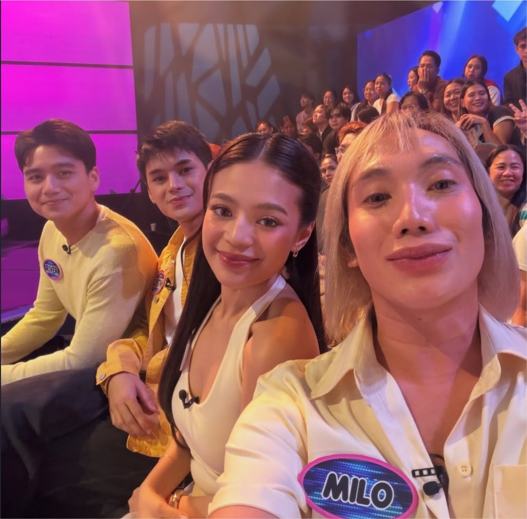 sunkissedbia's tweet photo. the cutest, supportive db team with yellow colour 💛 https://t.co/gKn4h2dP7T