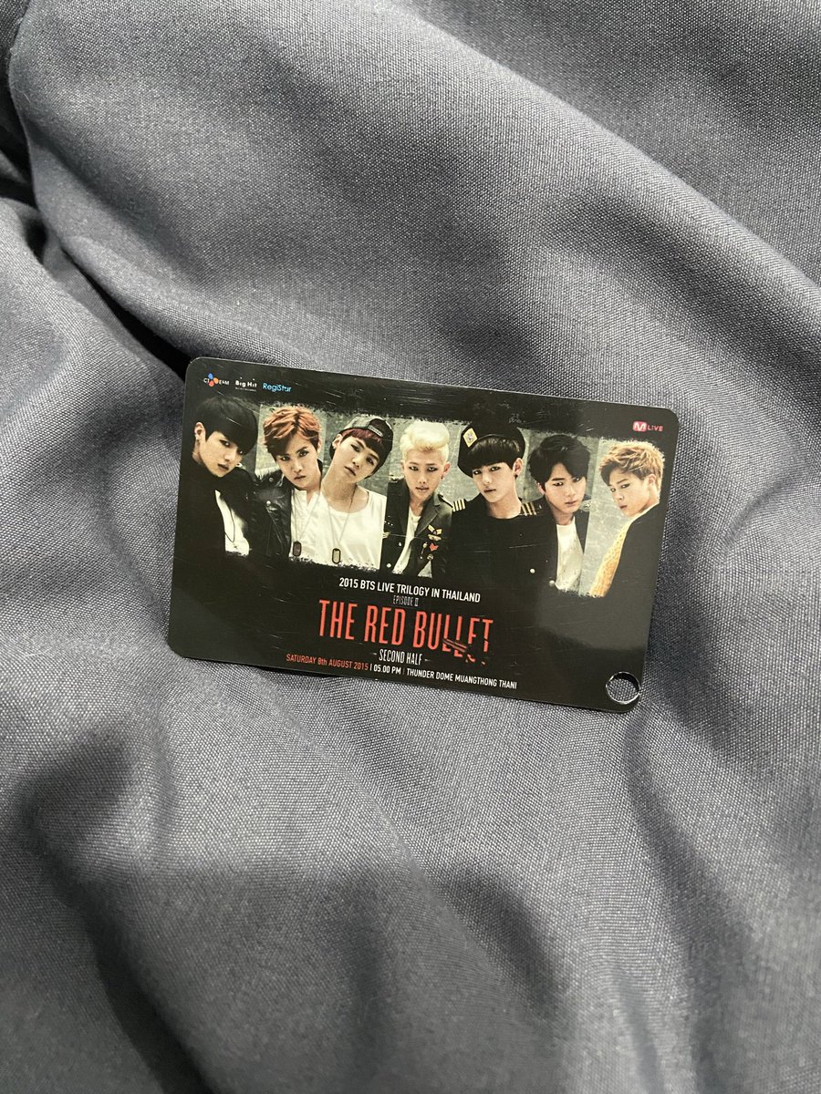 dhiagm's tweet photo. บัตรแข็งคอนเสิร์ต  BTS The red bullet 2015

📮ราคา 400฿ รวมส่ง (ไม่รับผ่อนค่ะ)

บัตรมีรอยแมวข่วนตามภาพเลยค่ะ น้องหลุดผ่อน ใครอยากสะสม สนใจสอบถามขอดูรูปเพิ่มเติมได้เลยนะคะ  พร้อมโอนลดได้ค่ะ🥹 #ตลาดนัดบังทัน #ตลาดนัดรถไฟบังทัน ตามหา บัตรคอนบังทัน https://t.co/c6zMxnj711
