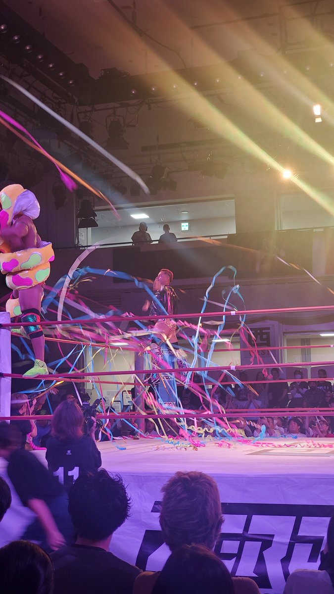 marvelous120888's tweet photo. 今日はここ
#ZERO1 後楽園ホール大会

#マーベラスプロレス
梨瑚選手の応援に(*´∀｀*)尸"

The Rose" 選手権試合防衛戦

梨瑚選手絶対勝つ💪🏆️

他団体でマベラーと会うと
なんか嬉しいねぇ(笑)

石坂ブライアン選手も♥️( *´艸｀)

#RIKO 選手 https://t.co/dVuojOzLUj
