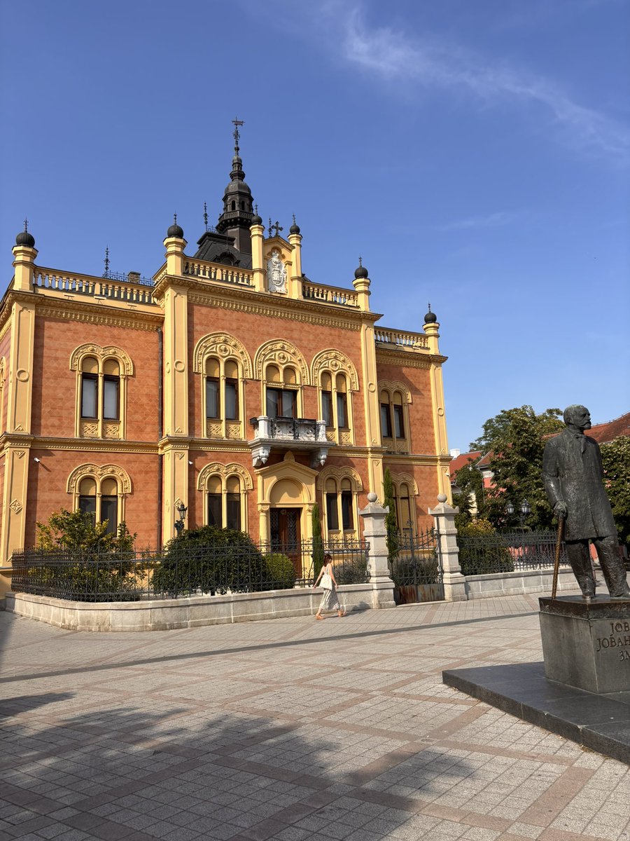 Dinanunz's tweet photo. NOVI SAD, 🇷🇸 https://t.co/R0Em1wFMP6