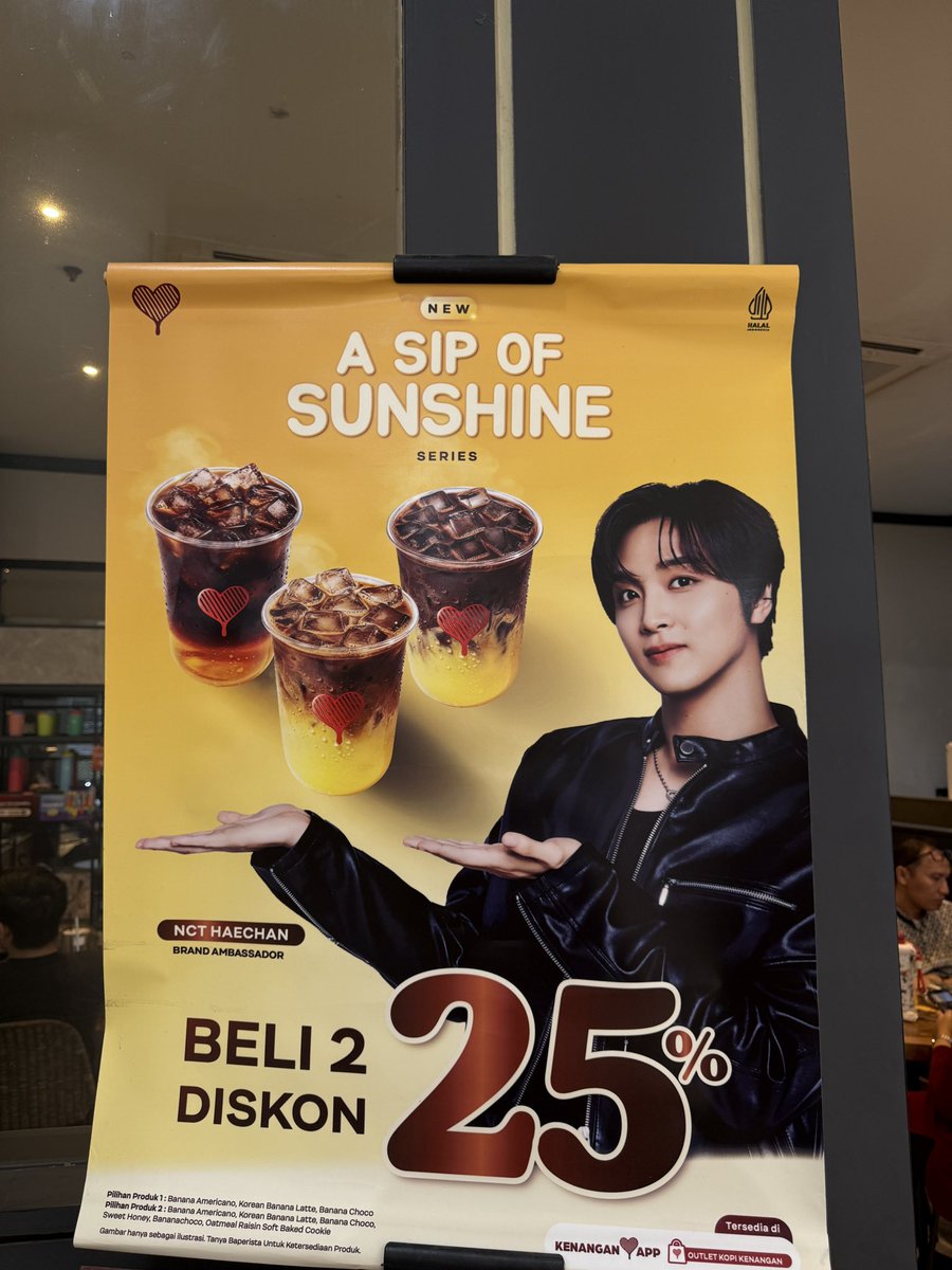 ggomhyeok's tweet photo. racikannya caca 😭😭🤞🏻 endyulll bancok less sugar + oatside milk + whipped cream vanilla 🤎🍨 https://t.co/D8njPAGRrI