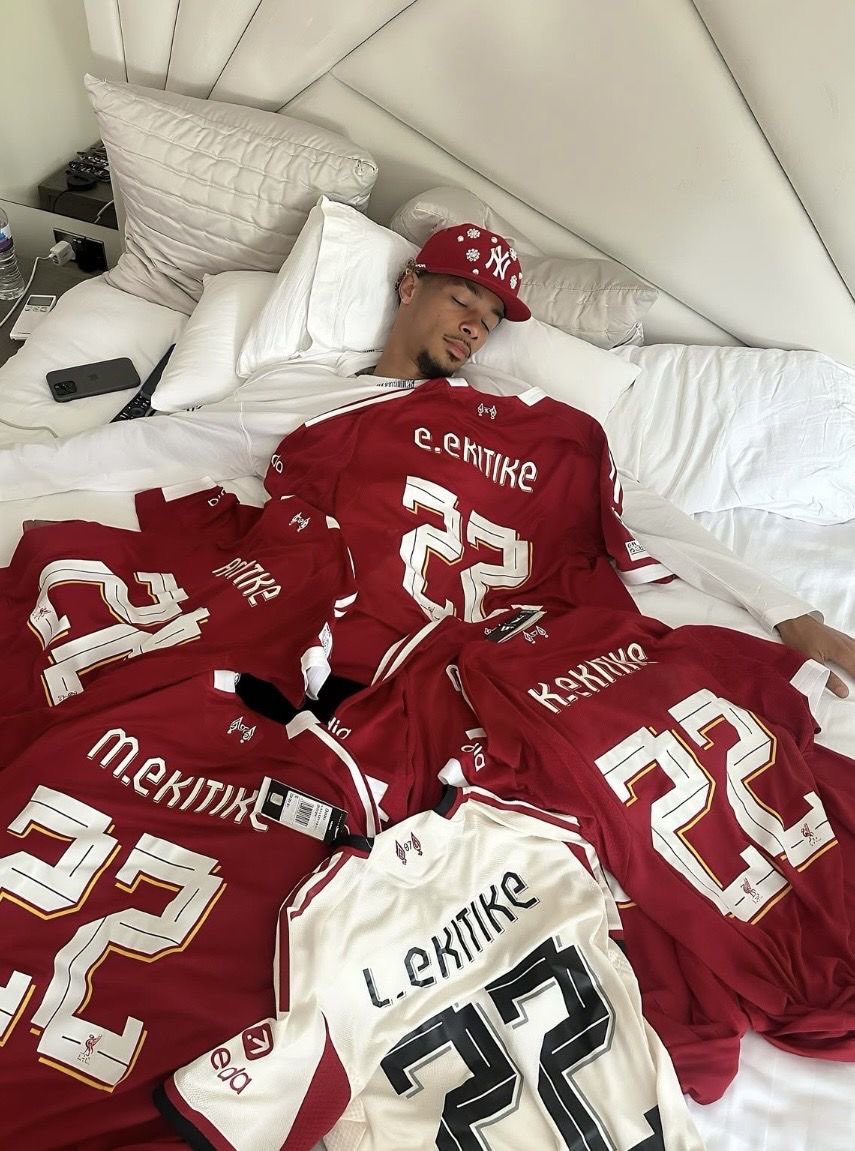 FreeStevn's tweet photo. Le flow de bz https://t.co/q0LqrmxNtf
