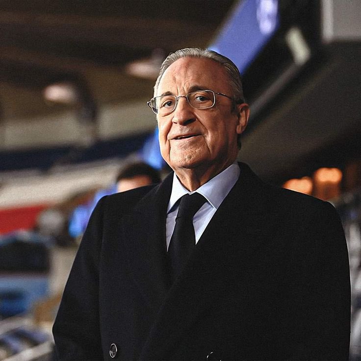 RMadrid_actu's tweet photo. 🚨 Le Real Madrid considère son effectif comme COMPLET À 95%. ✅🤔

💰La SEULE exception serait une ÉNORME OFFRE pour un joueur pouvant causer un changement de DERNIÈRE MINUTE.

@marca https://t.co/aIC44ItXbs