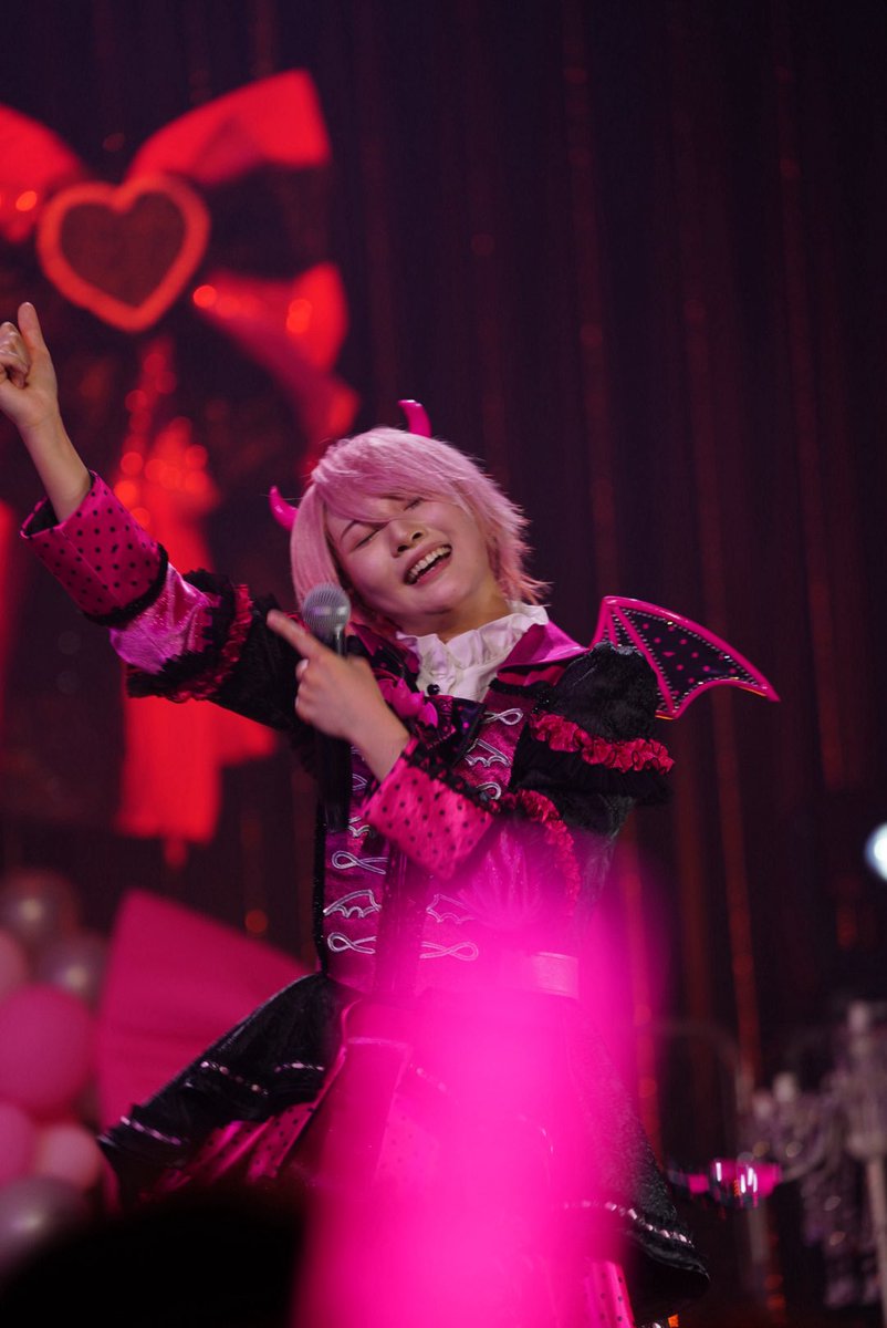 upichopi's tweet photo. 沼すぎるアイドル
かっこよすぎるし、可愛すぎるし、癒される
 #なんたらほにほに https://t.co/dHviJpGxvJ