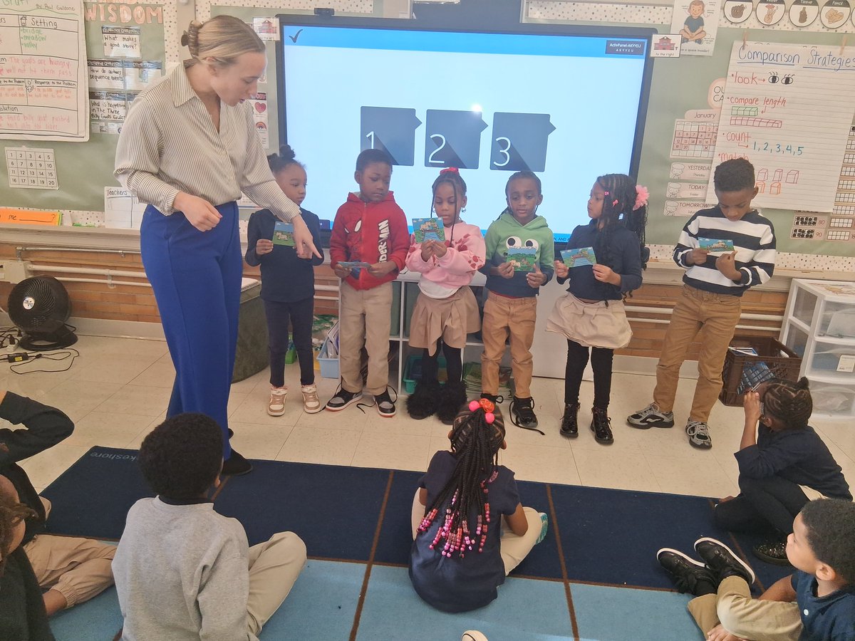 CPlanet0506's tweet photo. Community of hope.
#FPCSWD
#FriendshipsJourneyto30 
#OneFriendship
#AspireMore
@FPCS_Woodridge
@FriendshipPCS https://t.co/dOe6HhIlXz
