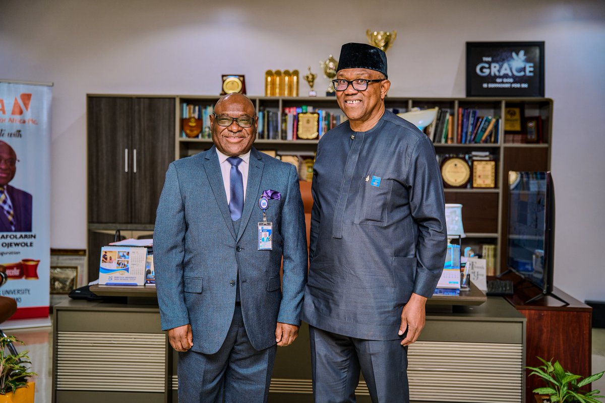 EstherUmoh10's tweet photo. Peter Obi in Babcock for the 10th  BIMUN conference in Ogun state. https://t.co/CagrQ724fA