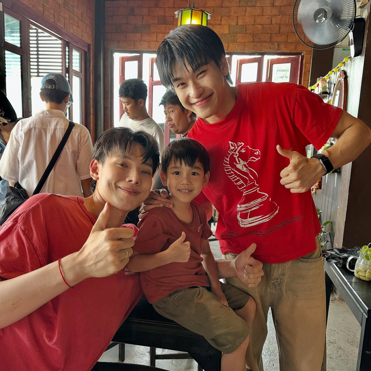 1402lil's tweet photo. ก็อยู่ด้วยกันวันนี้แหละ

Cre: winjiratchaya
#ต้าห์อู๋ออฟโรด #DaouOffroad https://t.co/WfOpNKbiEr
