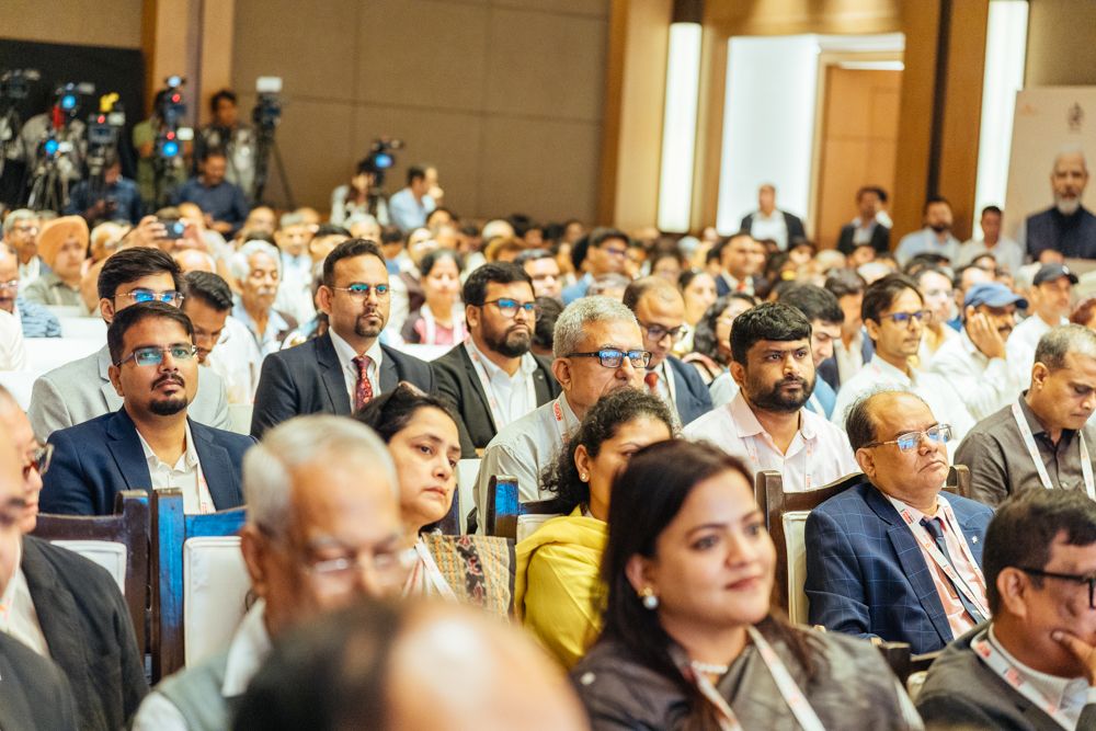 InvestInOdisha's tweet photo. Addressing Odisha Food Pro 2026, Hon'ble Chief Minister Shri Mohan Charan Majhi reaffirmed Odisha's vision of building a diversified, future-ready economy with food processing at the heart of the State's industrial transformation.

Highlighting Odisha's rich agricultural and marine resources, progressive Food Processing Policy, expanding industrial ecosystem and focus on empowering farmers, women and local enterprises, he outlined the State's roadmap for inclusive and sustainable growth.

Inviting industry leaders to partner in Odisha's next phase of growth, he assured investors of steadfast support at every stage of their journey and called upon businesses to join Odisha's transformation—from farm to factory, factory to market, and Odisha to the world.
@CMO_Odisha @MohanMOdisha @IND_Odisha @ASSOCHAM4India 
#InvestInOdisha #InvestInFuture #SamrudhOdisha