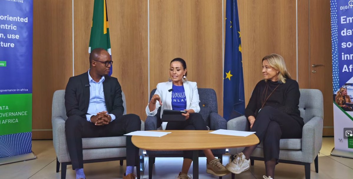 EUinSA's tweet photo. Want to learn more about how a modern Africa–Europe partnership should look like?

Watch Minister Solly Malatsi discuss with EU Ambassador Sandra Kramer about shaping the Africa–Europe relationship of the future:

https://t.co/CmdVIyjHy6 https://t.co/PEyQrJV7BY