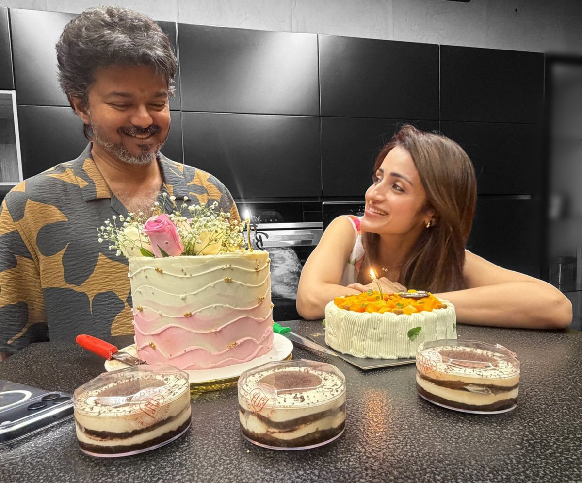 spidy__004's tweet photo. Just a month ago he celebrated his birthday with trisha
Now anils shipping vijay and sangeetha 😭

shameless 😬 https://t.co/6jp1mzqEAv