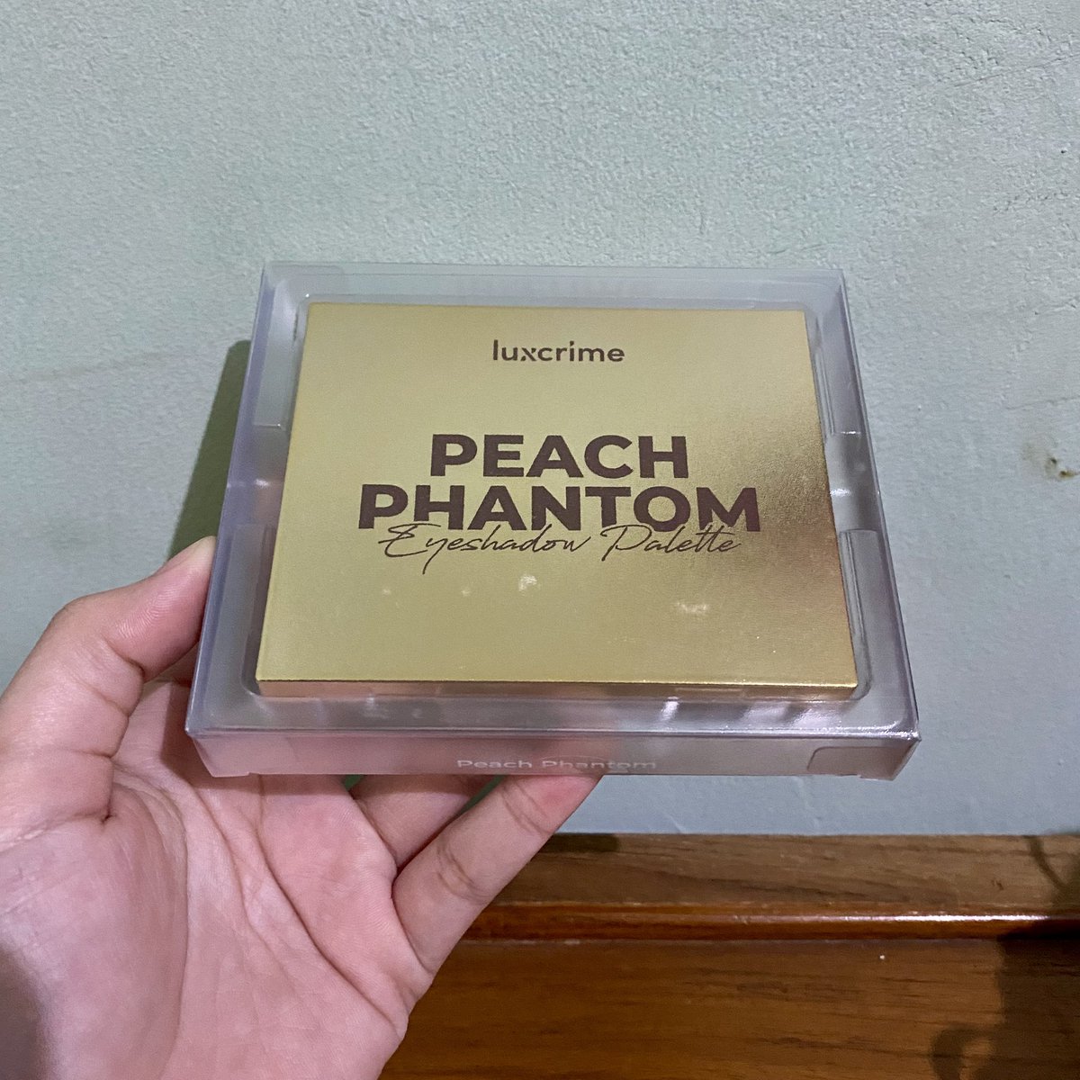 callmelijaa's tweet photo. WTS EYESHADOW LUXCRIME PEACH PHANTOM 150K (nego sampe deal).
Baru banget belum dibuka segel nya, di jual karna salah CO Shade https://t.co/C6sGKajYdS
