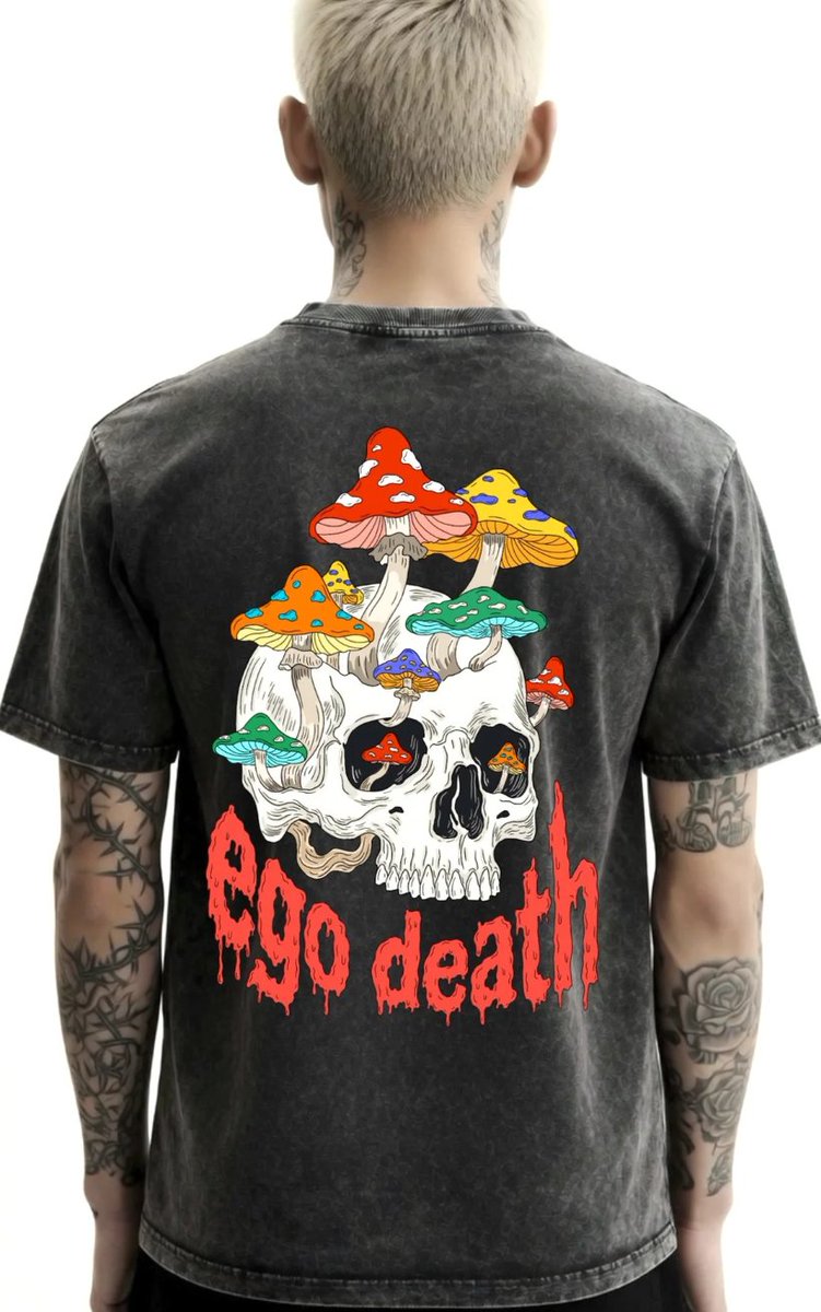 toadswiback's tweet photo. man i'm so fucking proud of my dear friend alienqueen. worked her fucking ass off on these beauties.

just snagged good trip and ego death to rage out at the trapt reunion tour. 

kick your teeth in summer has arrived for all you 90s motherfuckers. https://t.co/dFrLTTa1E1
