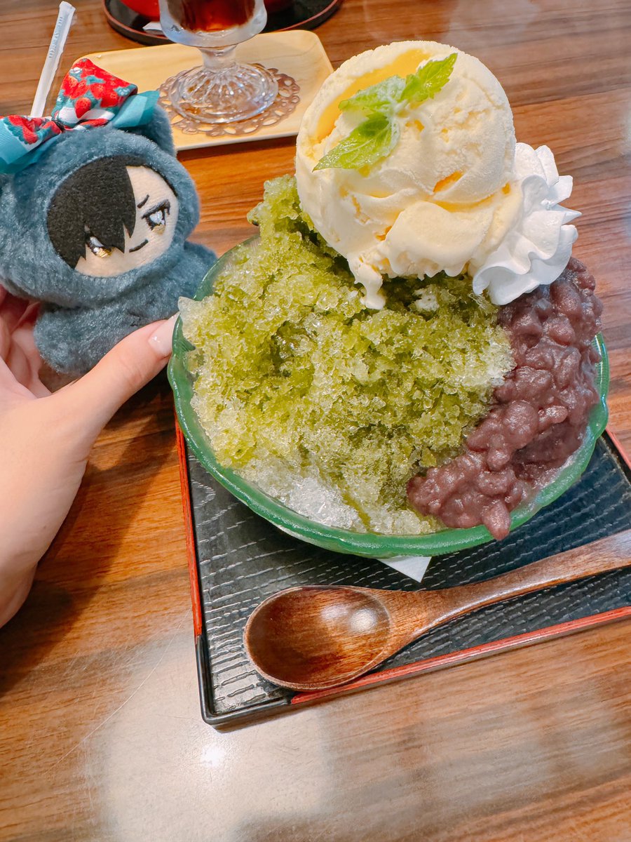 tomatomato_too's tweet photo. 地元に帰ってきたよ〜🚗³₃

大好きな油揚げとかき氷☺️ https://t.co/N14456Nyr7