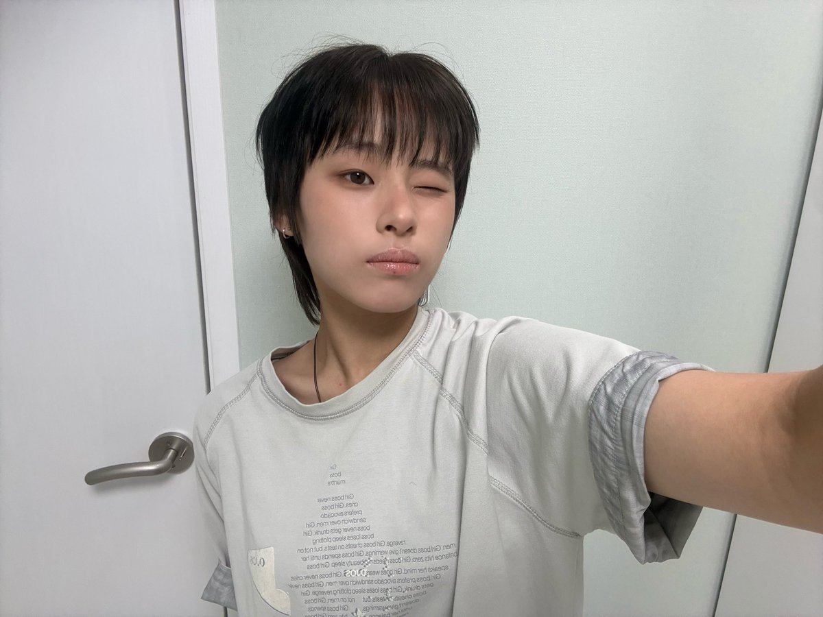 antifreeze66's tweet photo. 와아.... 안녕하세요~!.. #06 #fyp https://t.co/TT9cju22L9
