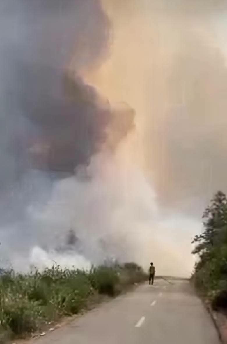 indepenSumatera's tweet photo. PRAY FOR KALIMANTAN 🥀💔 https://t.co/VbdKsS8xT2