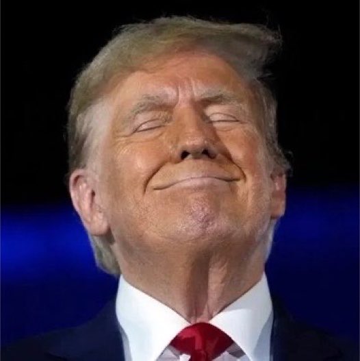 StockSavvyShay's tweet photo. President Trump says data centers could become “more important than oil” and warns Texas would be making a mistake by opposing their construction.

“AI is bigger than the internet by many times.”

$NBIS $CRWV $IREN $CIFR $WULF $APLD $GLXY $SHAZ https://t.co/paeen6FuzP