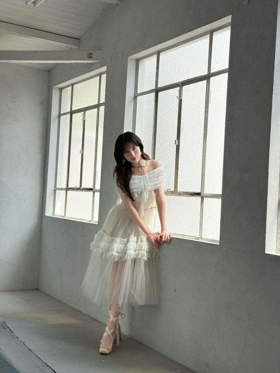 hitaka_mashiro's tweet photo. ドラゴンエイジ9月号は本日発売です！
皆さん手に取っていただけましたか？
巻頭グラビア！是非見てくださいね🤍🌻 https://t.co/FAZfvHMF8s