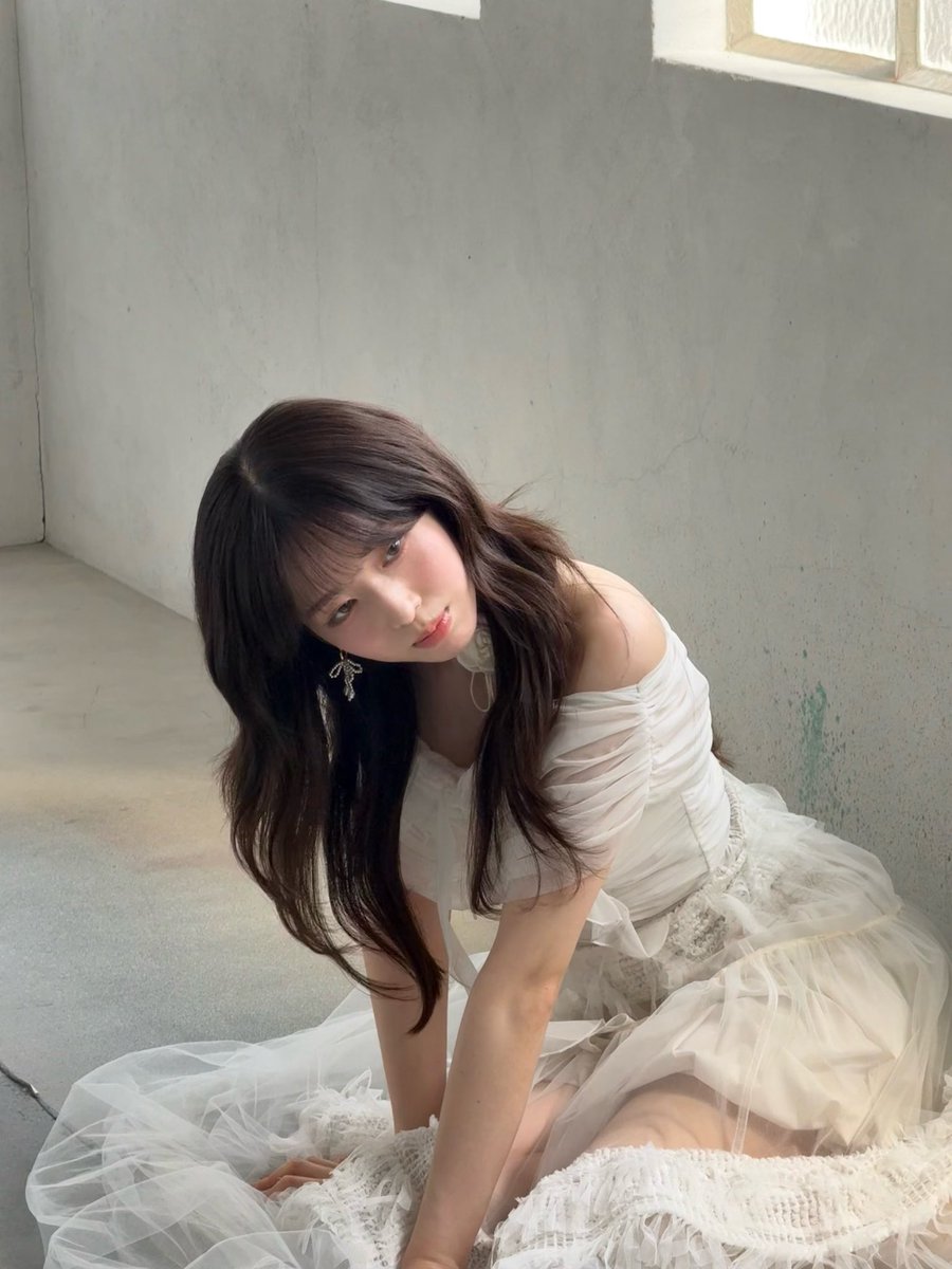hitaka_mashiro's tweet photo. ドラゴンエイジ9月号は本日発売です！
皆さん手に取っていただけましたか？
巻頭グラビア！是非見てくださいね🤍🌻 https://t.co/FAZfvHMF8s