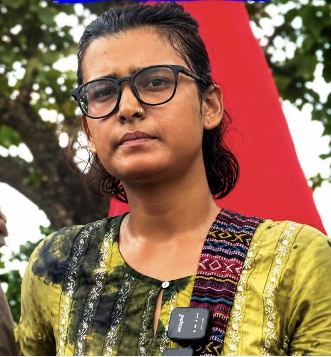 SharmaKadambini's tweet photo. जिनको स्याही के असल इस्तेमा��� से कोई लेना-देना नहीं वही @neha_aisa पर स्याही फेंक सकते हैं…. https://t.co/0tt1kctok0