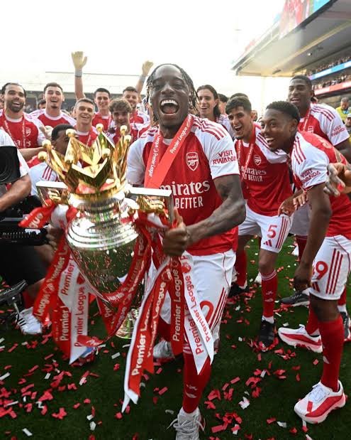 GoonerEG's tweet photo. Meanwhile Madueke and Martinelli: https://t.co/ENRtNupLIf