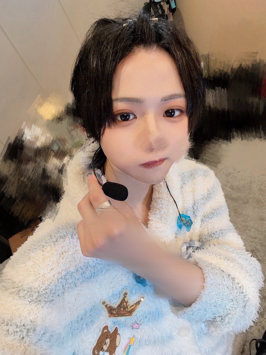 Amai_nico's tweet photo. えー人生初のポンパしましたWWWWWWWW

22年間生きてきて初めて前髪上げました、前髪なくてド緊張してる

全リスナーさん反応ください。大阪ライブ対ありやで👊🩵✨️ https://t.co/OPVmtFOm8T