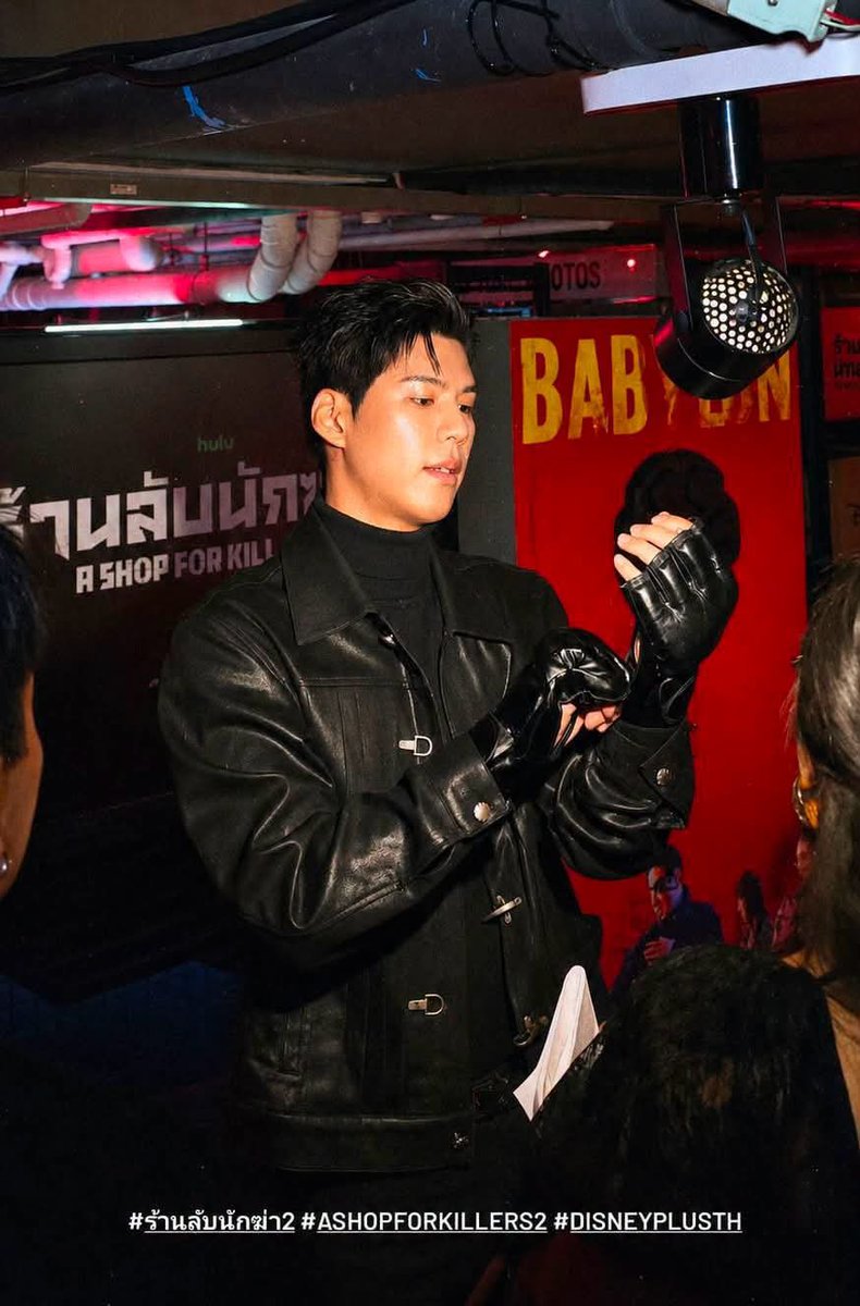 pxerry's tweet photo. ป๊าดดดดดดด มันหล่อไรขนาดนั้นอะ ค่ตเท่ค่ตอันตราย พี่พระเอกสายลุยมาก https://t.co/xwZOpf14iG