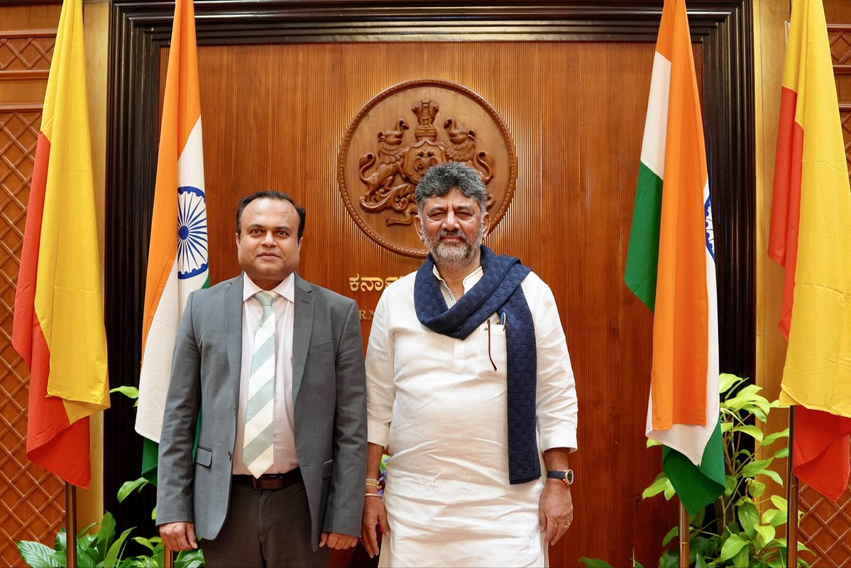 CMofKarnataka's tweet photo. Lord Uday Nagaraju of Bloomsbury, Member of the House of Lords in the UK Parliament, called on Hon'ble Chief Minister Shri D.K. Shivakumar at Vidhana Soudha today. https://t.co/9sZDUoiQqQ