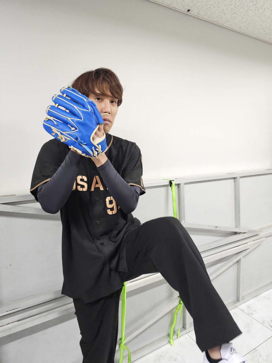 qk_zeroemi's tweet photo. 本日の #阪神 対 #中日 @京セラドーム大阪の始球式に登場したのは、JERA×セ・リーグ「灯セ、みんなで。」プロジェクトアンバサダーの #須貝駿貴 ⚾️

#ゼロエミッションスクール で #QuizKnock メンバーと一緒にエネルギーや環境について考えよう✏️

▼特設サイトはこちら
https://t.co/FveTatiYyC https://t.co/k6rZ0jx4mn