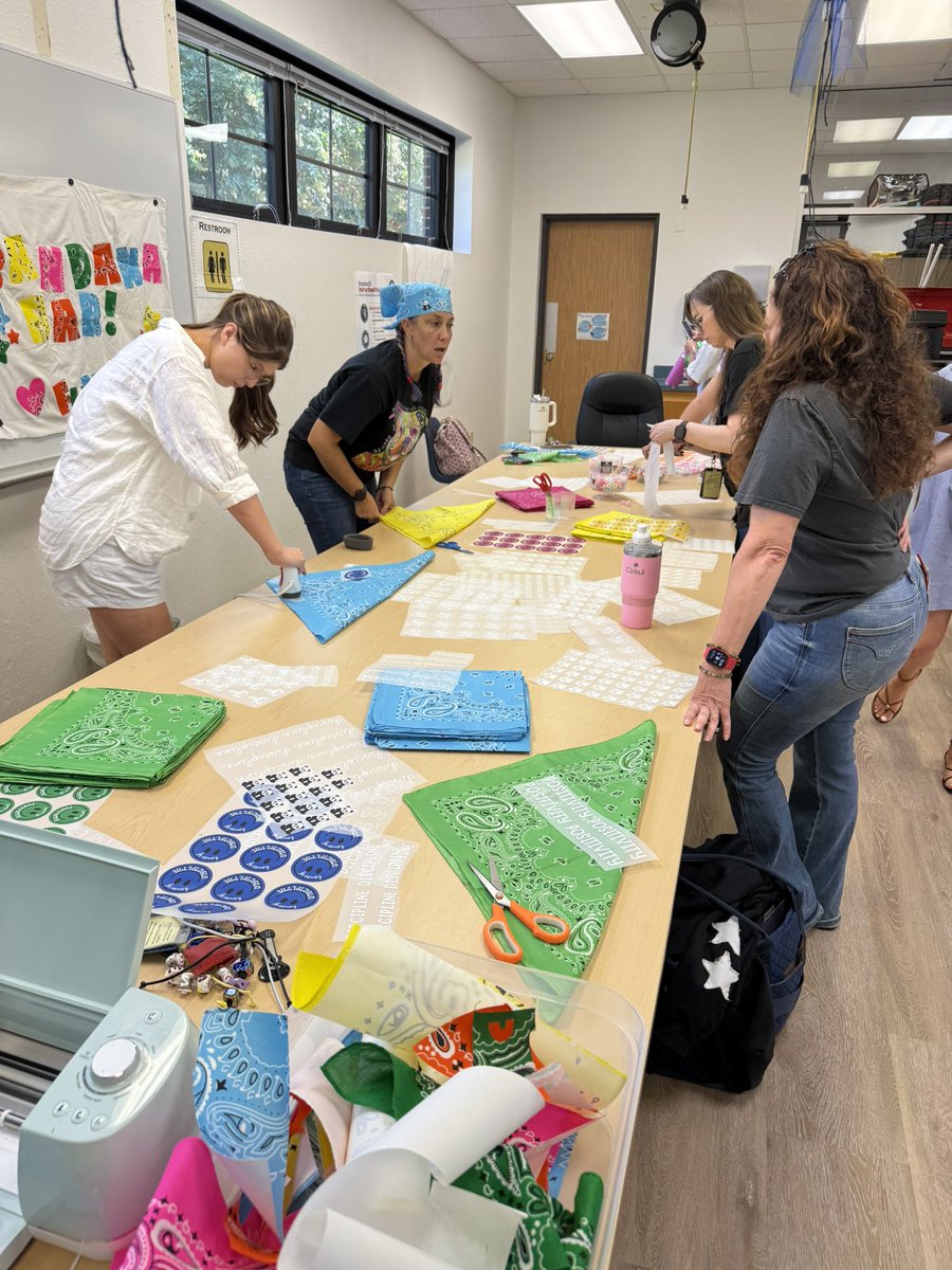 lauren_bolack's tweet photo. Even engineers need a creative break! 💙 Our staff hit pause on professional learning to design some #HousePride swag before the year begins. Building community, celebrating belonging, and having a little fun along the way. 💚💙💛❤️ @MSTMAGNET #RISDDreamOn #DreamItDesignItDoIt https://t.co/JnfqEJrstf