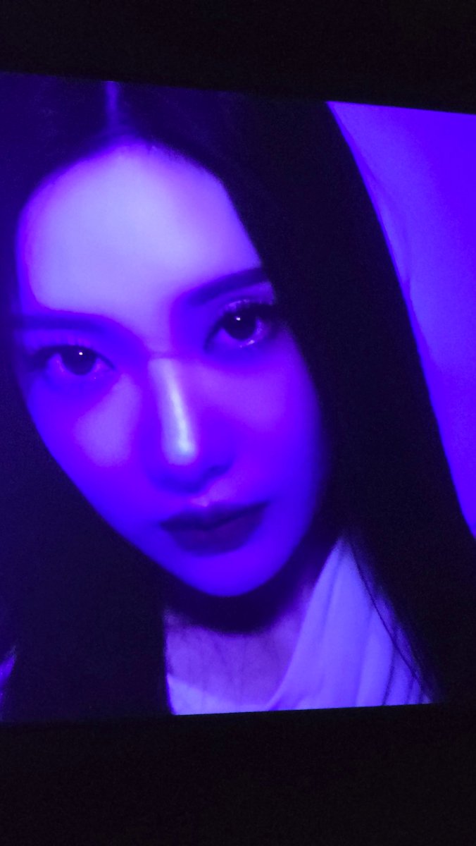 DRENN_N24's tweet photo. 260807 aespa COMPLæXITY, ningning new solo - I love you but i gotta let you go, her voice is so angelic 🥲🥲

@aespa_official

#aespa #concert #synkCOMPLæXITY https://t.co/XUTt0uKM0e