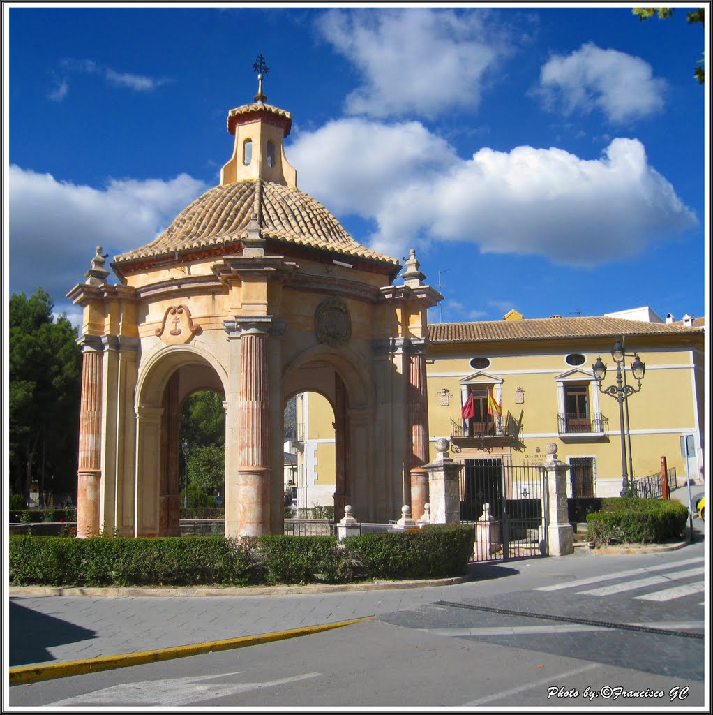 brmu's tweet photo. La semana pasada #LaBibliotecaDesdeTuSofá viajó a #Caravaca
🎙️ Conchi Jiménez
📙Kokoro / Natsume Söseki
📙La tempestad / Juan Manuel de Prada
https://t.co/ZqaQWvHD1h
Ayer visitamos la Biblioteca Río Segura, una de las bibliotecas de la @RMBM17 abiertas este mes (lunes a viernes de 8:30 a 14:30).
Otras bibliotecas municipales abiertas en agosto son Beniaján, Cabezo de Torres, Espinardo, José Saramago, La Alberca y Santiago el Mayor
🎙️Eva Morón
📙La felicidad es un té contigo / Mamen Sánchez https://t.co/ZMi5OMywuc
Cada semana en el @MiradorORM de Onda Regional de Murcia, nuevas recomendaciones desde las bibliotecas de la @regiondemurcia
#Podcast disponibles en la web de @ORMurcia
Reseñas y audios en la web de la @BRMU, apartado Conócenos > Recomendaciones 🎛