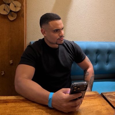 thonylindao's tweet photo. #NovaFotoDePerfil https://t.co/X9fyNlmV2C