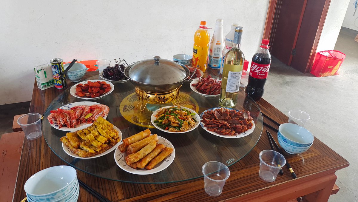 cindy85eu5's tweet photo. Happy Lunar New Year! May your days be filled with joy, your table with delicious food, and your heart with warm moments with loved ones. https://t.co/a9mIrdd2Bw