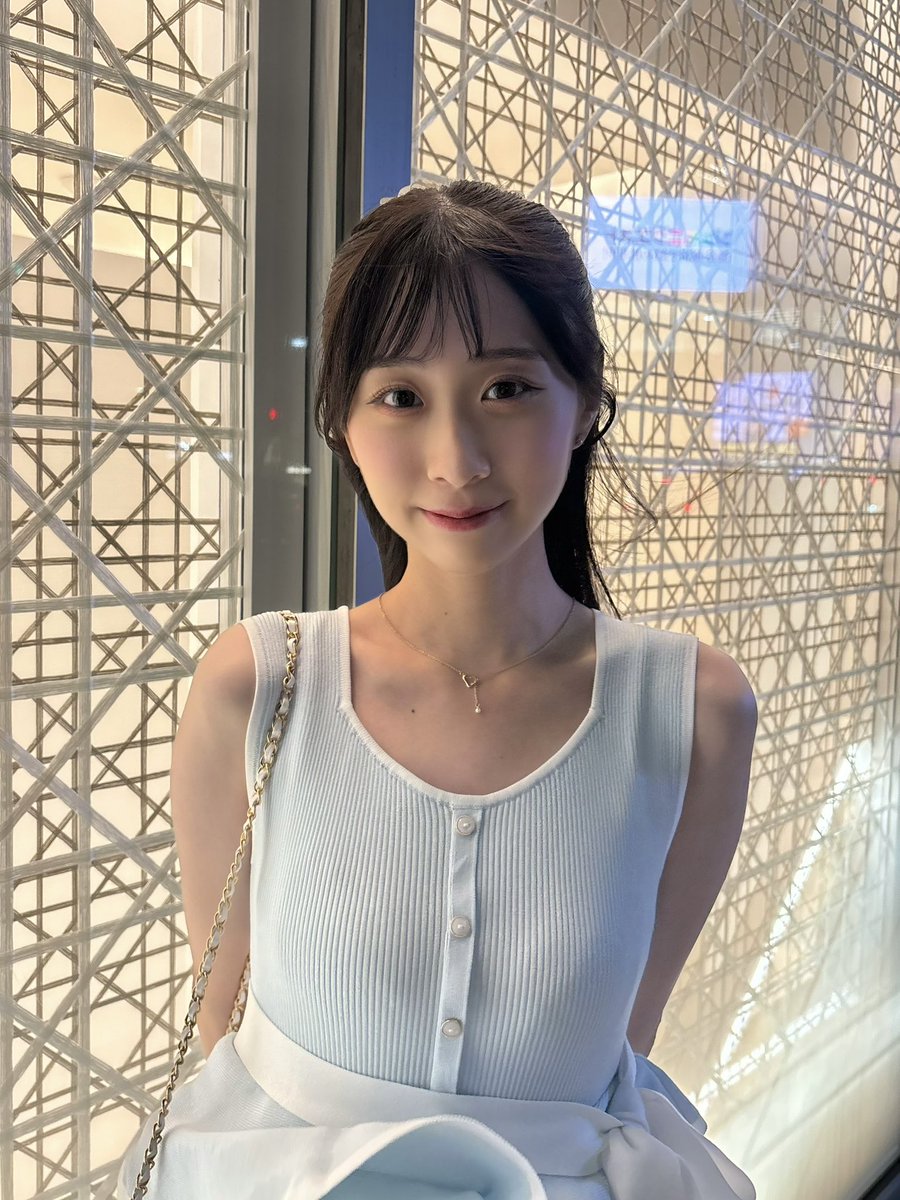 misssfc2026_01's tweet photo. 今週もお疲れ様🩵週末みんな何するのー？

今日も投票よろしくね( ¨̮ )
 #ミスコン #慶應 #女子大生 #おすすめ https://t.co/PYrxRuqUIE