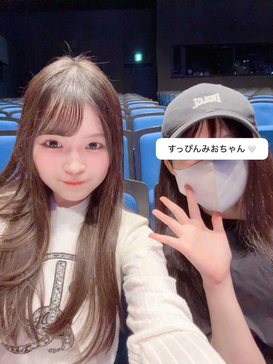 Asanya_48_'s tweet photo. 先日！『よしもとお笑い寄席 in TTホール』に行ってきました 🤍

この日は、 宮城でラジオをされていた トータルテンボスさん も出演されていて、大阪でも漫才をみることができて嬉しかったです 🎵

出演されていた全ての芸人さんが本当に！！面白すぎて最初から最後までずっと笑ってました 👶🏻 笑 
お笑いの沼にハマりました ✌🏻個人的に通います。。笑