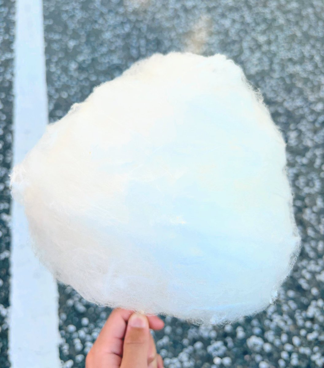 MoriyaTech's tweet photo. この前作ってみてわかったけど屋台のわたあめのクオリティが高すぎる。 https://t.co/e6ollsWP21