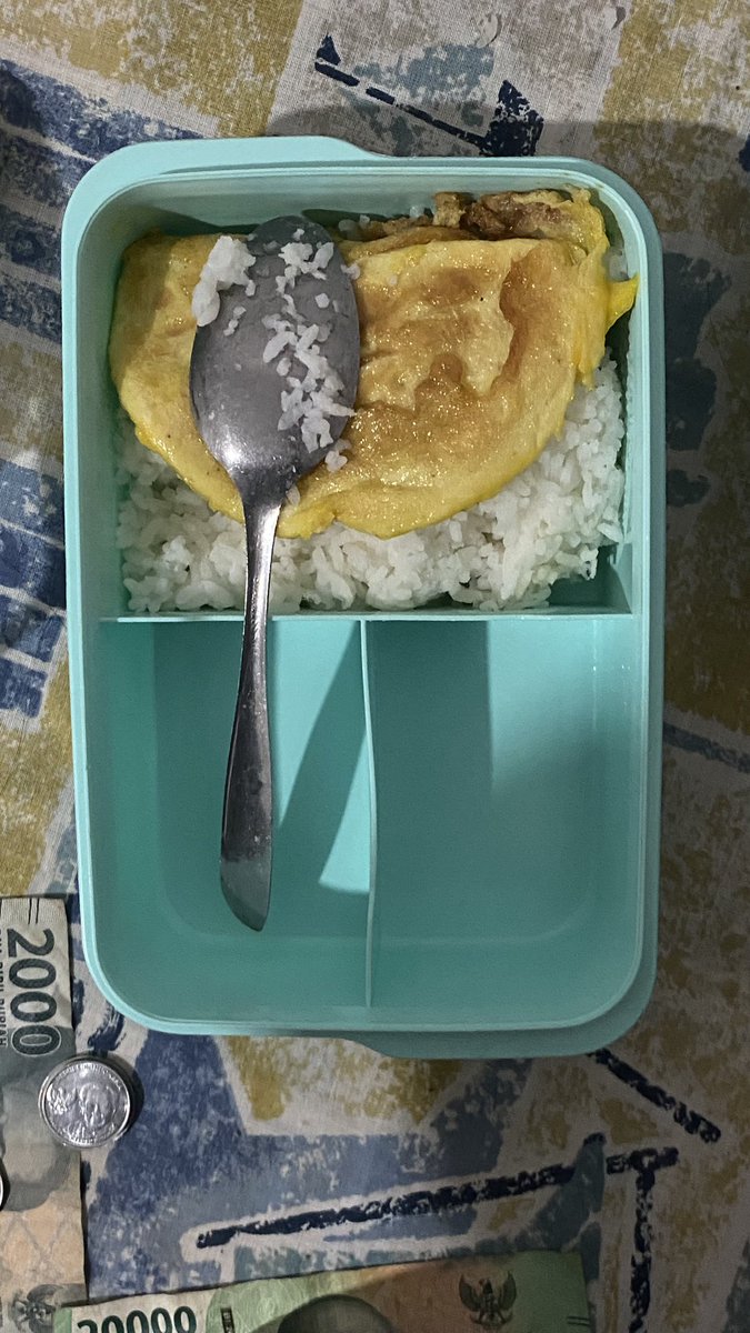 fararasala's tweet photo. @puyulann meanwhile bekel ak tdi pagi https://t.co/BAH071qndV