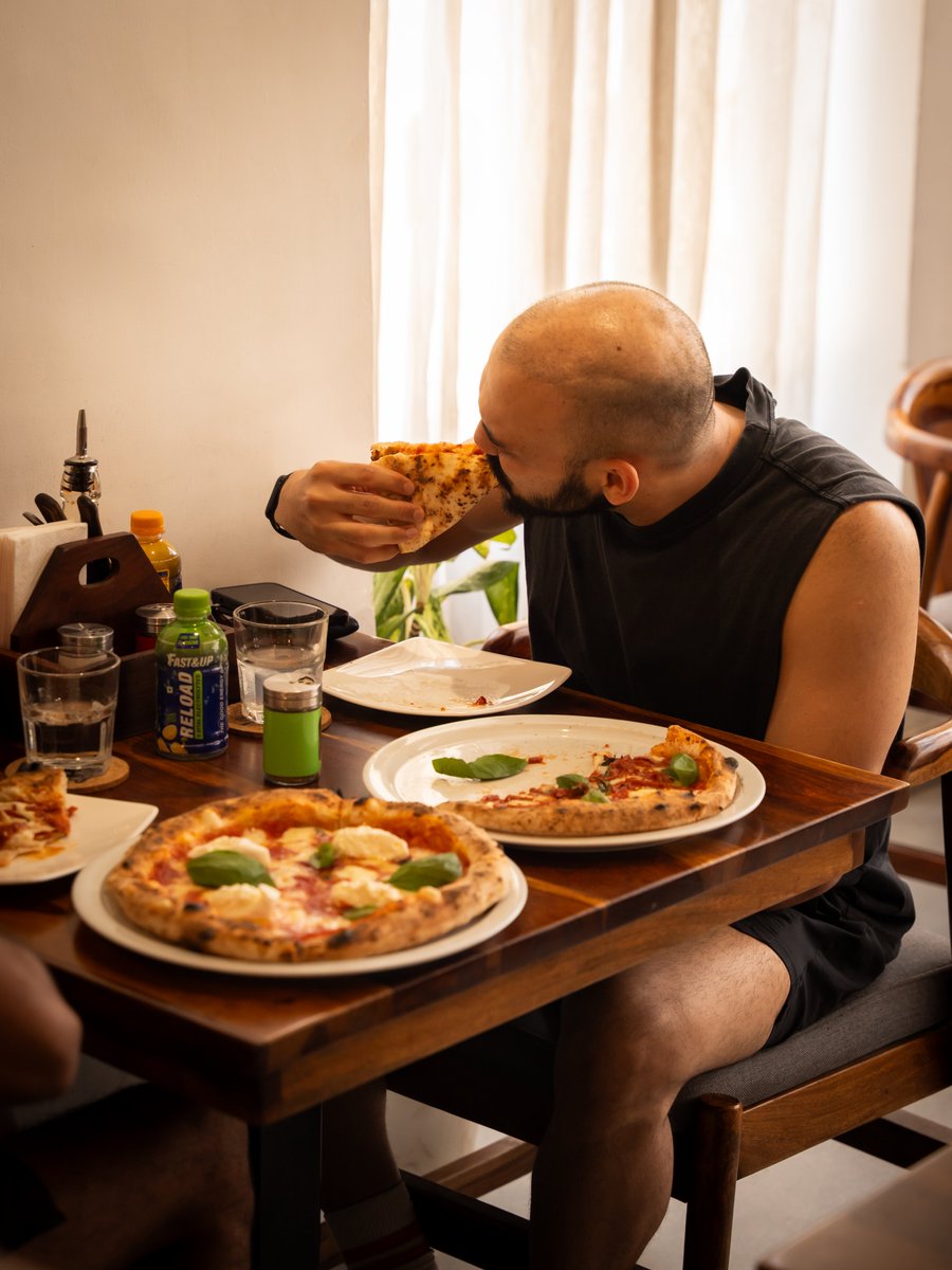 SusannaDiCosimo's tweet photo. We don't chase trends.
We simply make the pizza we believe in.
Authentic. Neapolitan. Traditional. 🇮🇹
Crafted with passion, respect for tradition, and attention to every detail. That's all we do.
The smile before the first bite says everything. 🍕
#dasusy https://t.co/e5wpSBGbw3