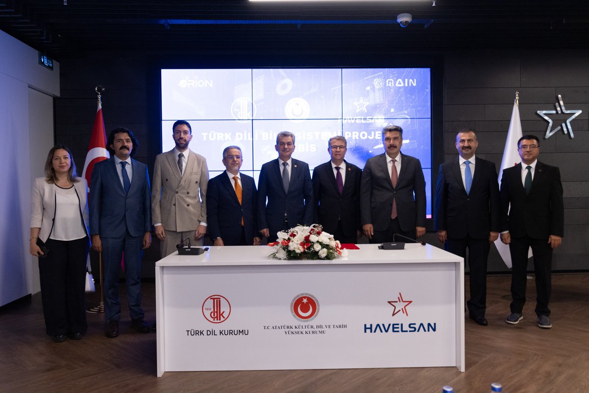 HAVELSAN's tweet photo. Türk Dil Kurumu ile Türkiye'nin en büyük yapay zeka dönüşüm projesini başlattık.🚀

✅️Yapay zeka teknolojilerimiz, Türk Dil Kurumu'nun hizmetine sunulacak.
✅️Türkçemizin varlığı sayısal/dijital ortama taşınarak güçlendirilecek.
✅️Ülkemizin dil teknolojileri alanındaki yetkinlikleri geliştirilecek.

Hayırlı olsun. 🇹🇷
#44YıllıkTecrübe #DörtDörtlükTeknoloji
