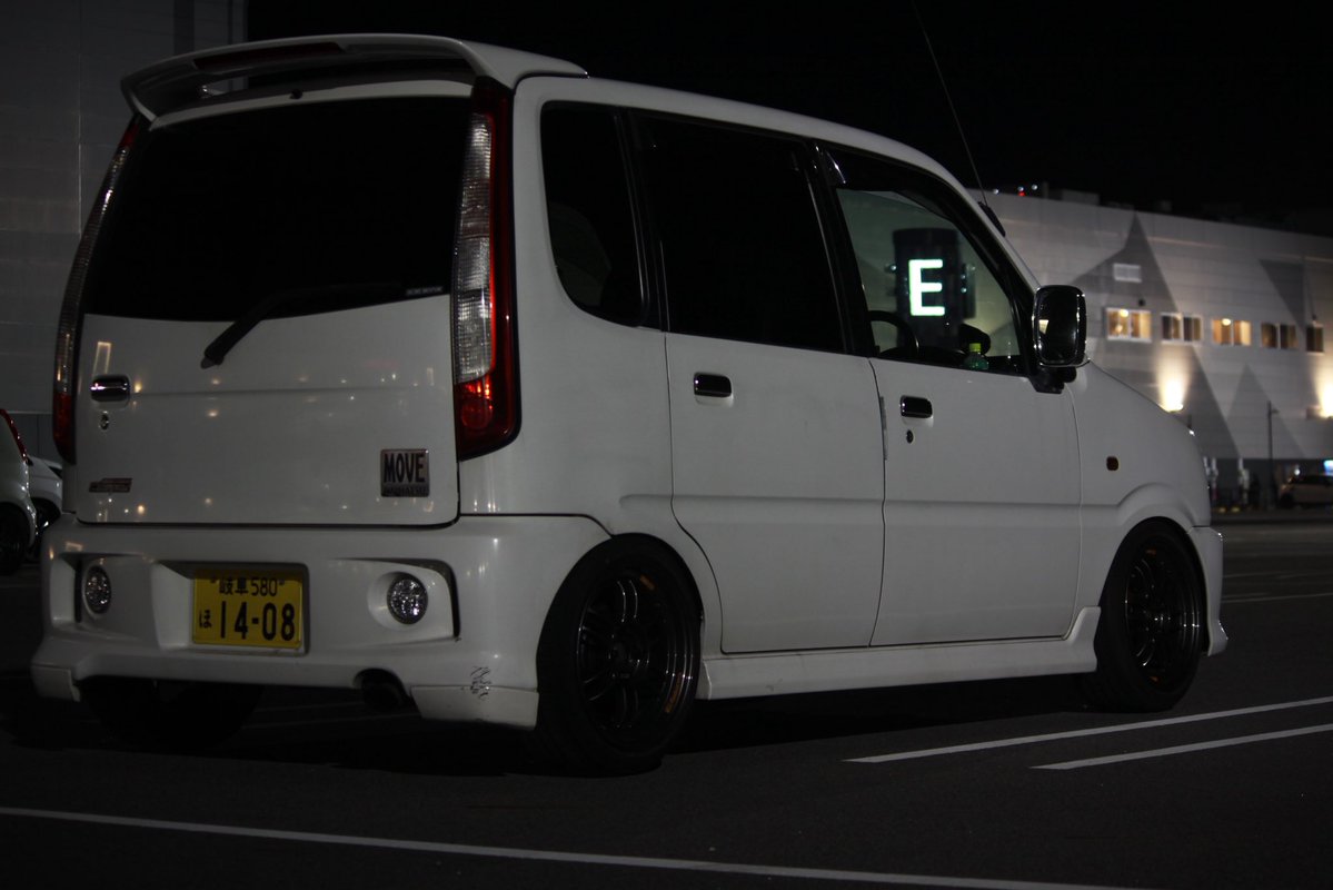 NAO_FDL10K's tweet photo. L902Sムーブ売ります。

いちばんの不具合はAT滑り気味で時々進みません。

10万ぐらいで考えてます。

ホイール、オーディオ周りは外します。

#売ります
#ムーブ
#L902S https://t.co/78SRX7bGbH