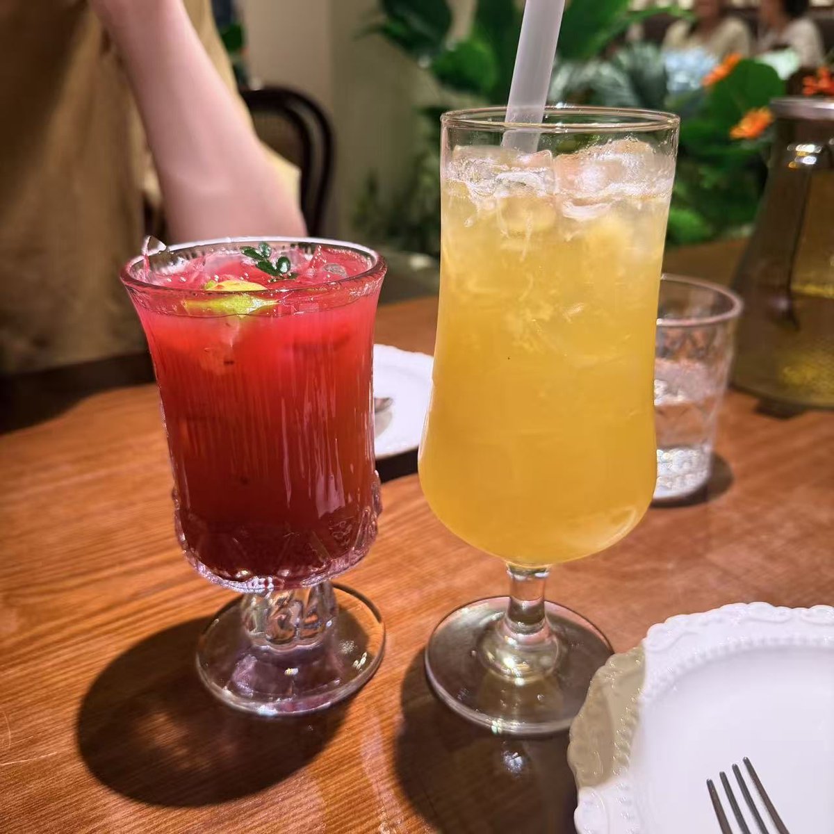 DL0868's tweet photo. 好久没出门了，

特别最近冲土狗后，就更宅了。

但是，她们说：要想账户多财，必须生活多彩。

我觉得有道理🍻 https://t.co/2QJ0ttw0Xd