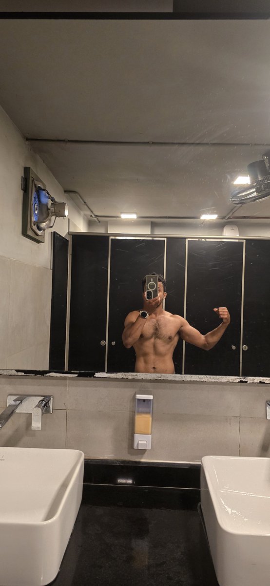 ChinmayBS2's tweet photo. Mumbai HYROX prep day 86:

🏃 50 min tempo run.

Tried a new trail today, so no negative split.

💪 Followed by back &amp; biceps strength training.

Running before the gym feels like a performance booster... at least for me. 😅

#HYROX #HyroxMumbai https://t.co/MHIdU1klZE
