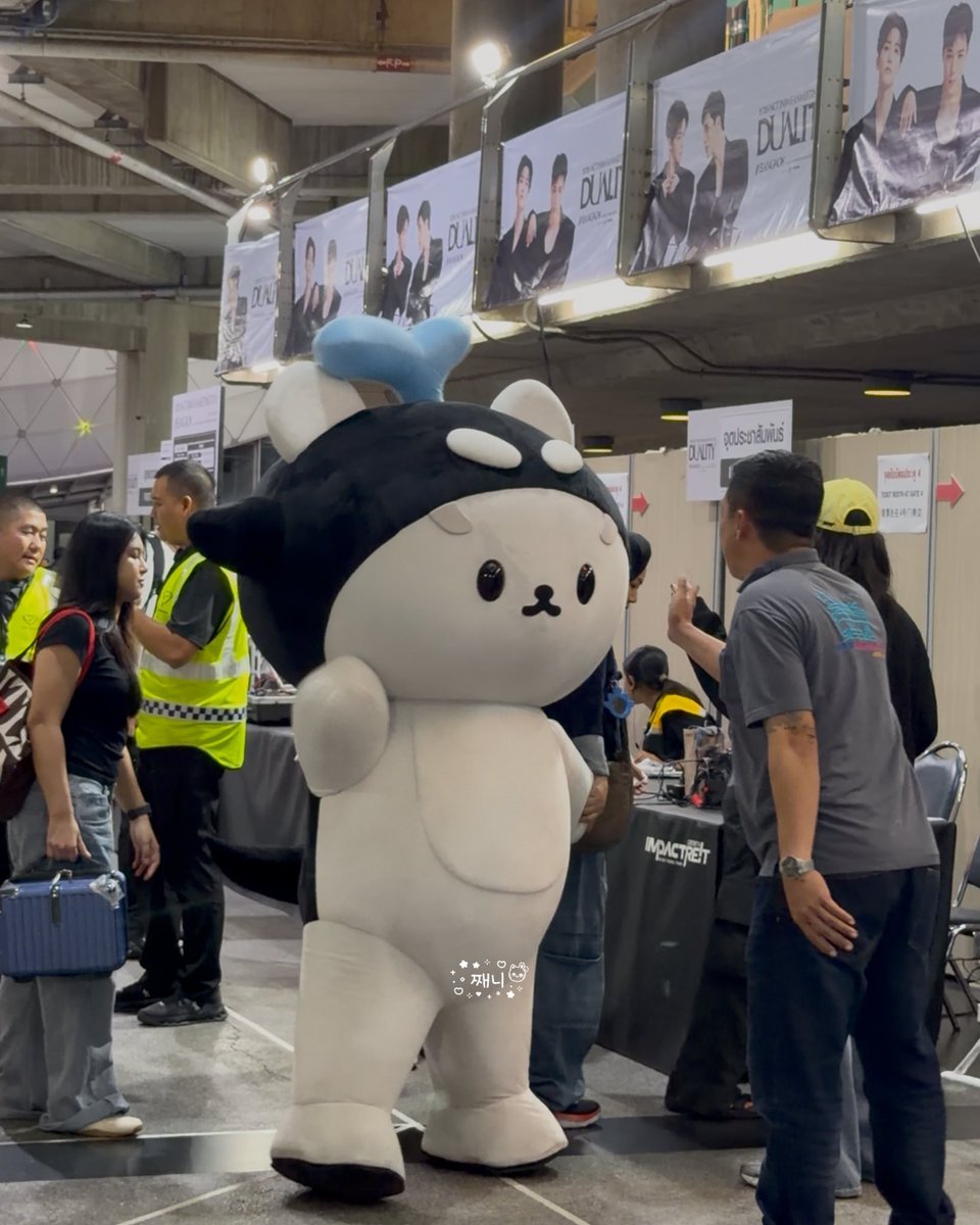 jaeminners's tweet photo. helloo they invited polcasan to nct jnjm fanmeeting in bangkok today??? CUTE 😭 https://t.co/deAVbVNTx9